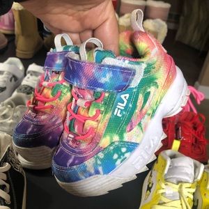 Tie dye Fila disruptors size 7
VGUC